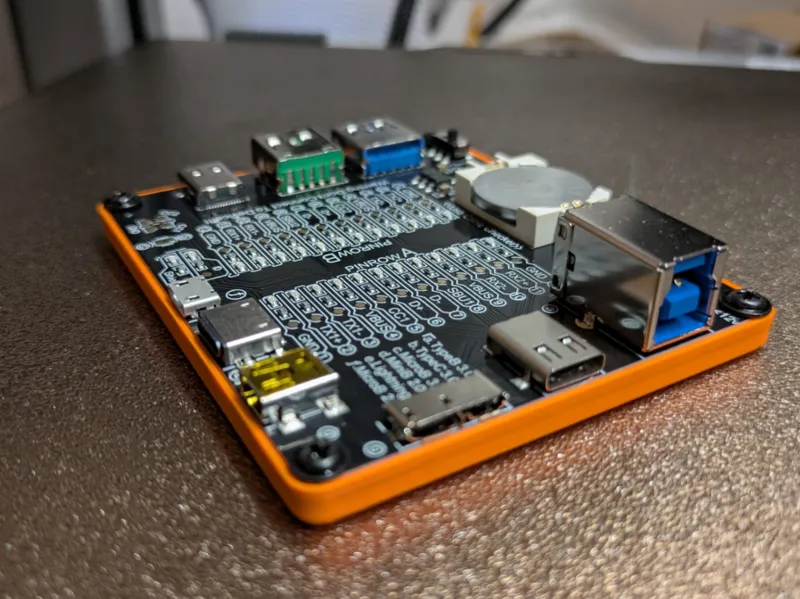 Enclosure Frame for the USB Cable Tester DT3