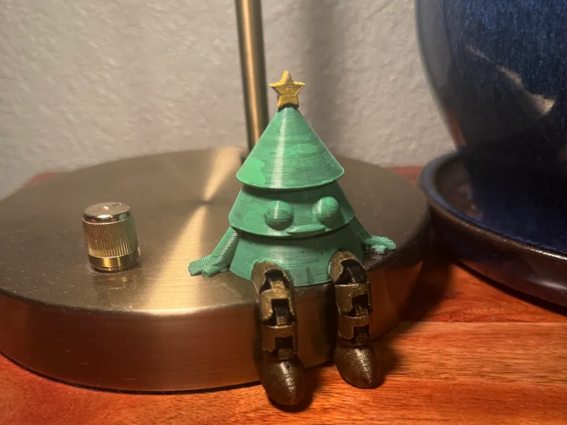 Sitting Christmas Tree