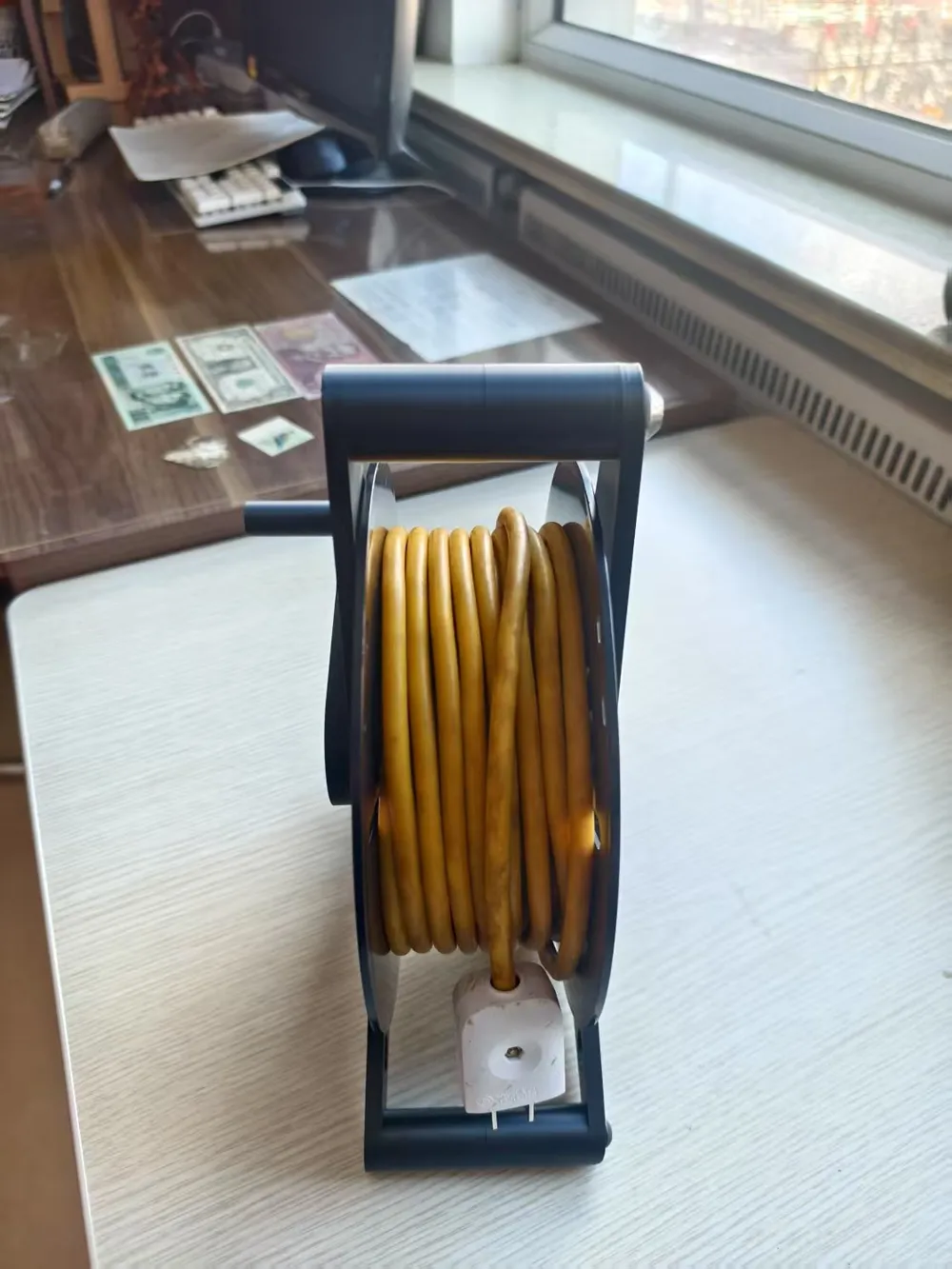 Spool Based Power cord spool, based on the Landu filament spool design by 小心 ...