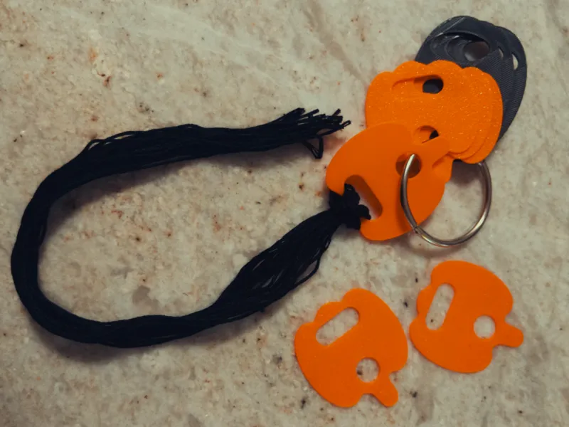 Pumpking Shaped Floss Drop