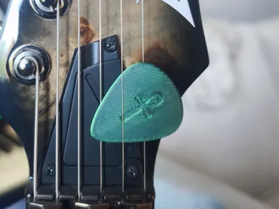 Guitar pick ankh 080mm