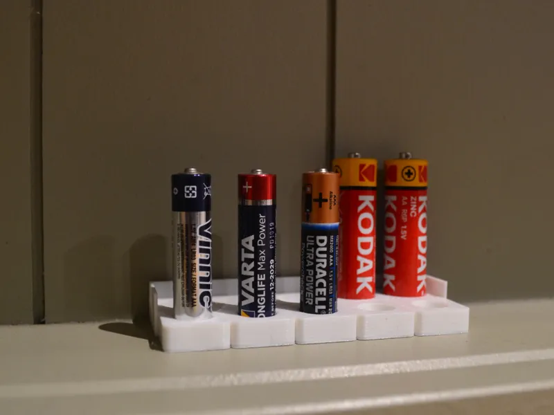 Battery holder