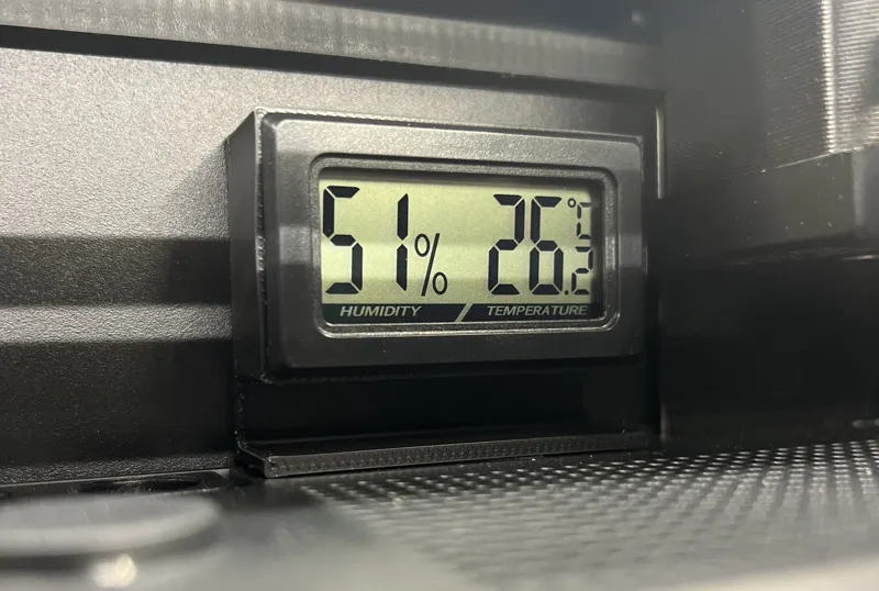 Hygrometer / Thermometer vertical stand