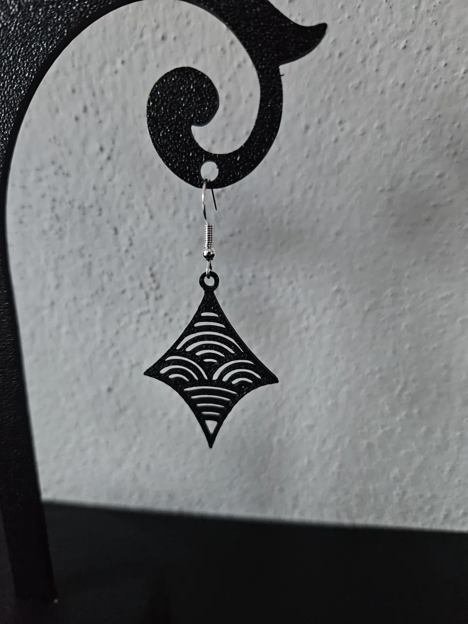 earrings view 2