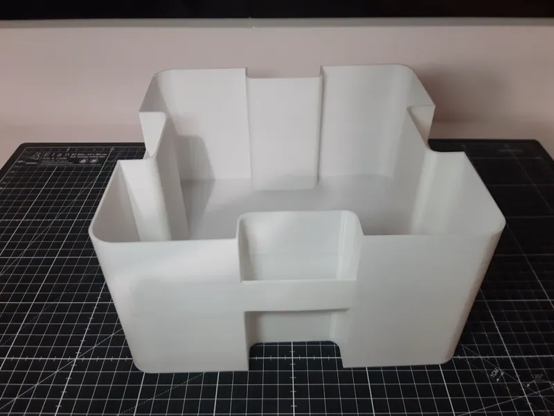 Container 22.5 cm