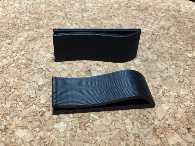 Universal thin clip