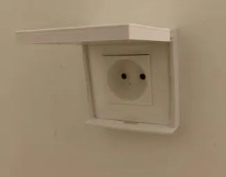 Child Safety Outlet Cover Print-in-Place