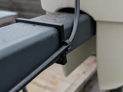 Micro-Drip Gardena Clip for Balcony rail and pots
