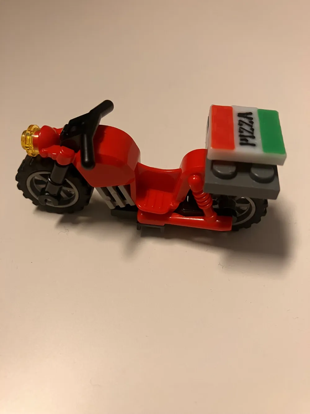 Pizza box for building blocks by neptunsnavy makerworld