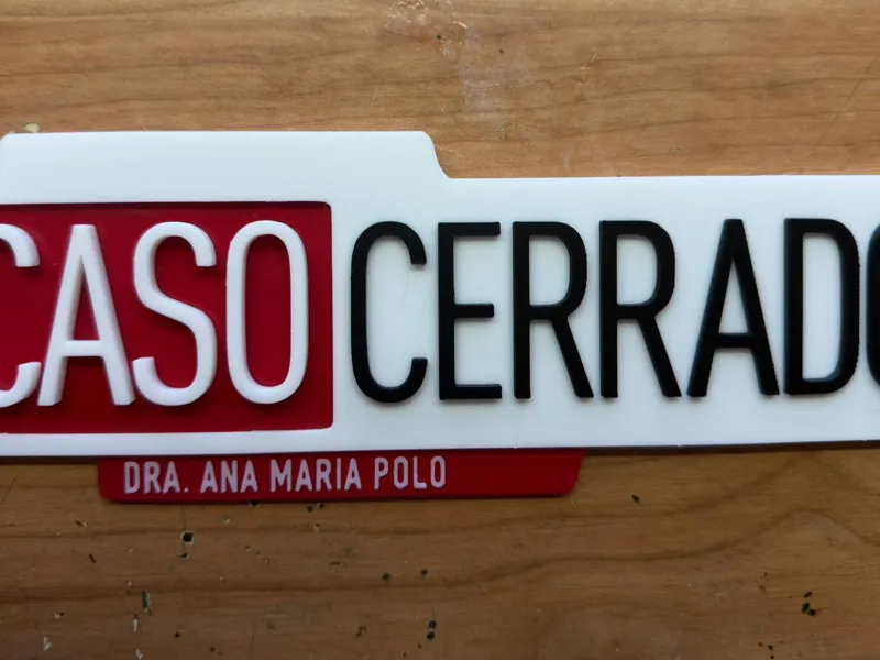 Logotipo de Caso Cerrado