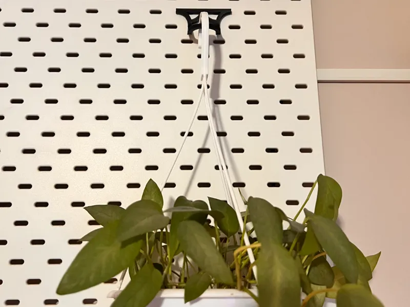 Horizontal Skadis Plant Hanger