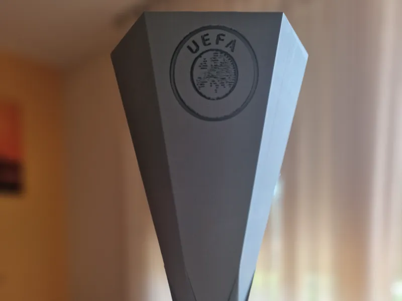 Europa league trophy Tottenham edition