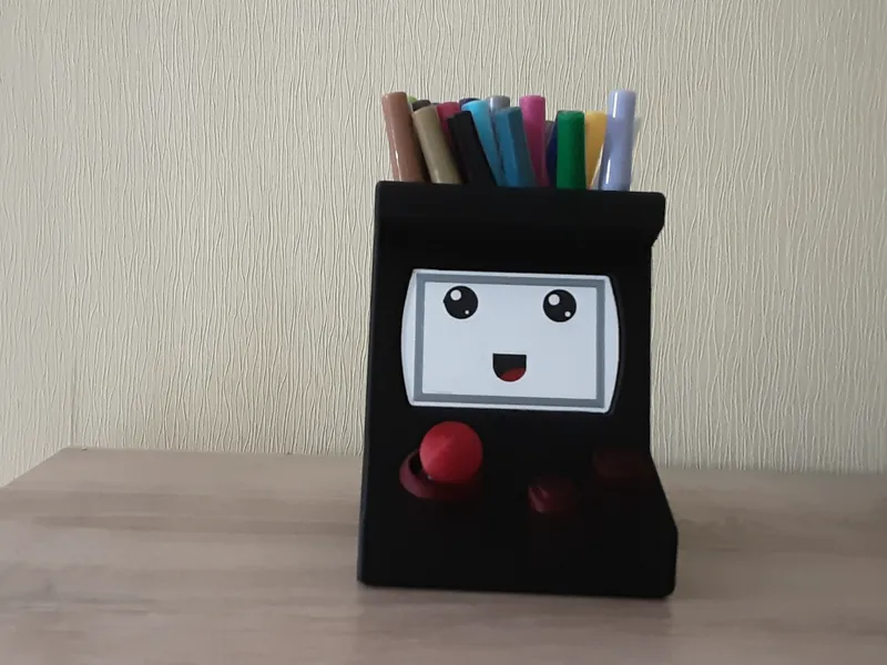 Mini Arcade Stiftehalter mit Fidget Toy