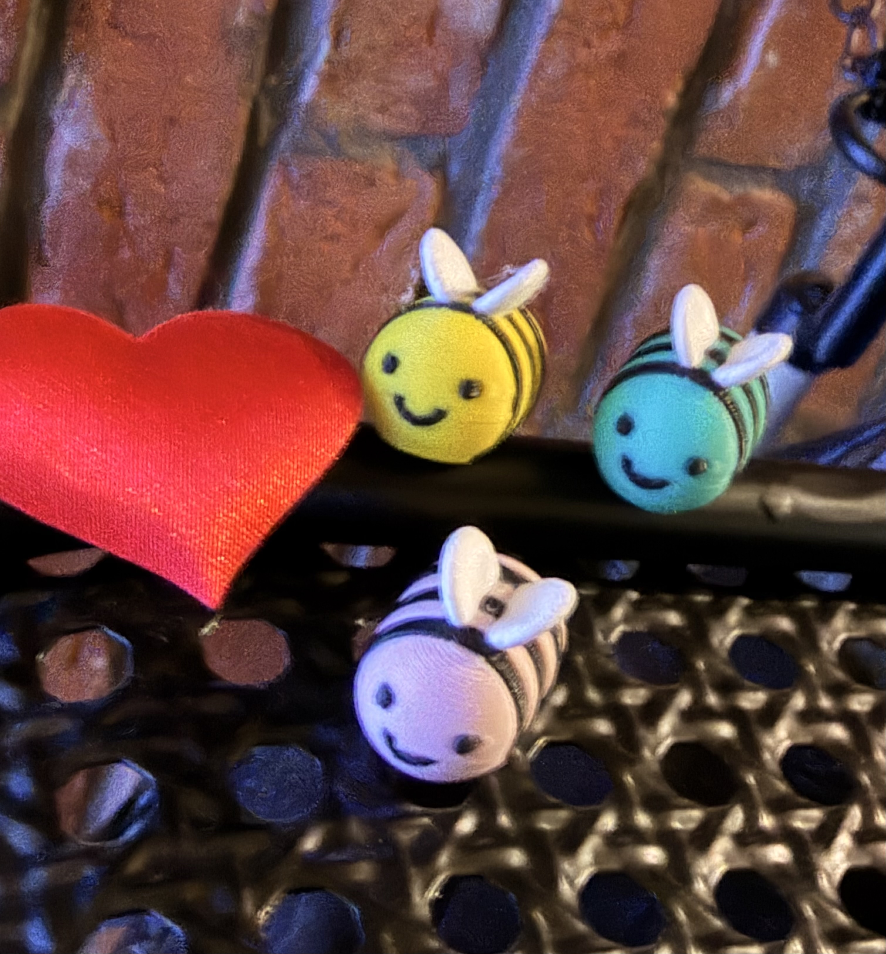 Miniatura 4 do modelo 3D Cute Mini Bee (Bee Box compatible)