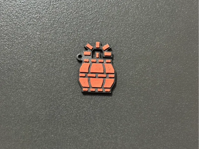 Monster Hunter Icon Pendant (Large Barrel Bomb)