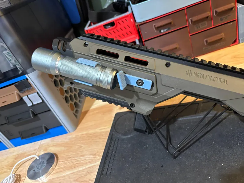 Thumbrest and Flashlight M-LOK combo
