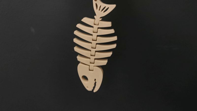 Flexi Articulated fish bone shark keychain