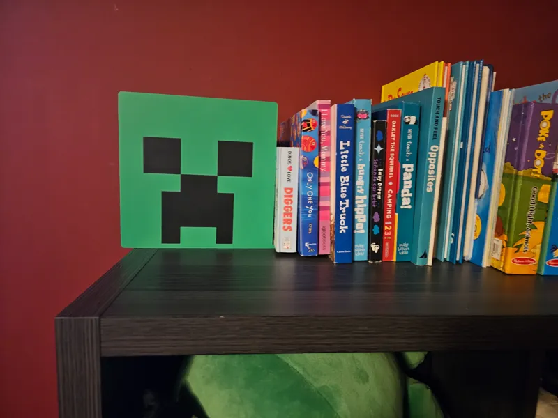 Creeper Style Book End