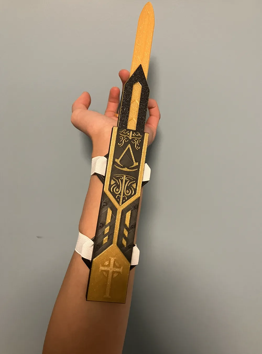 Assassins creed hidden blade toy prop - Free 3D Print Model - MakerWorld