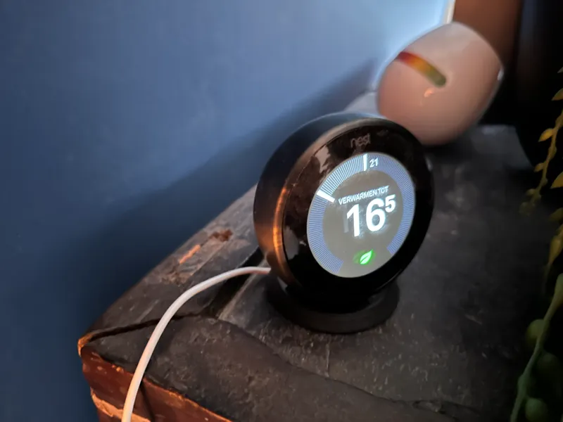 Google Nest thermostat stand