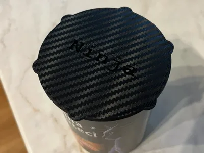 Can lid with pet name