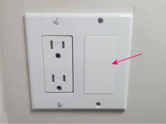 Decora Blank Outlet Cover