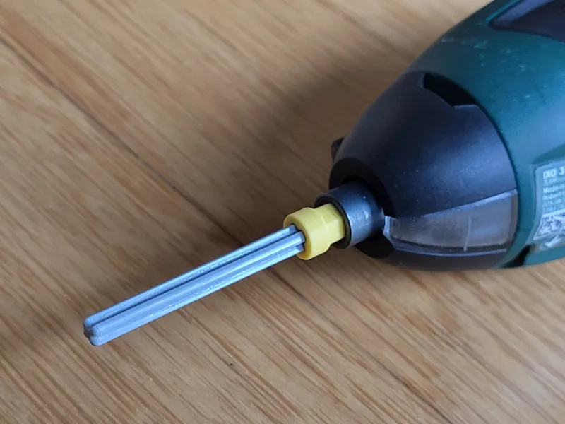 Hex bit to Technic axle adapters