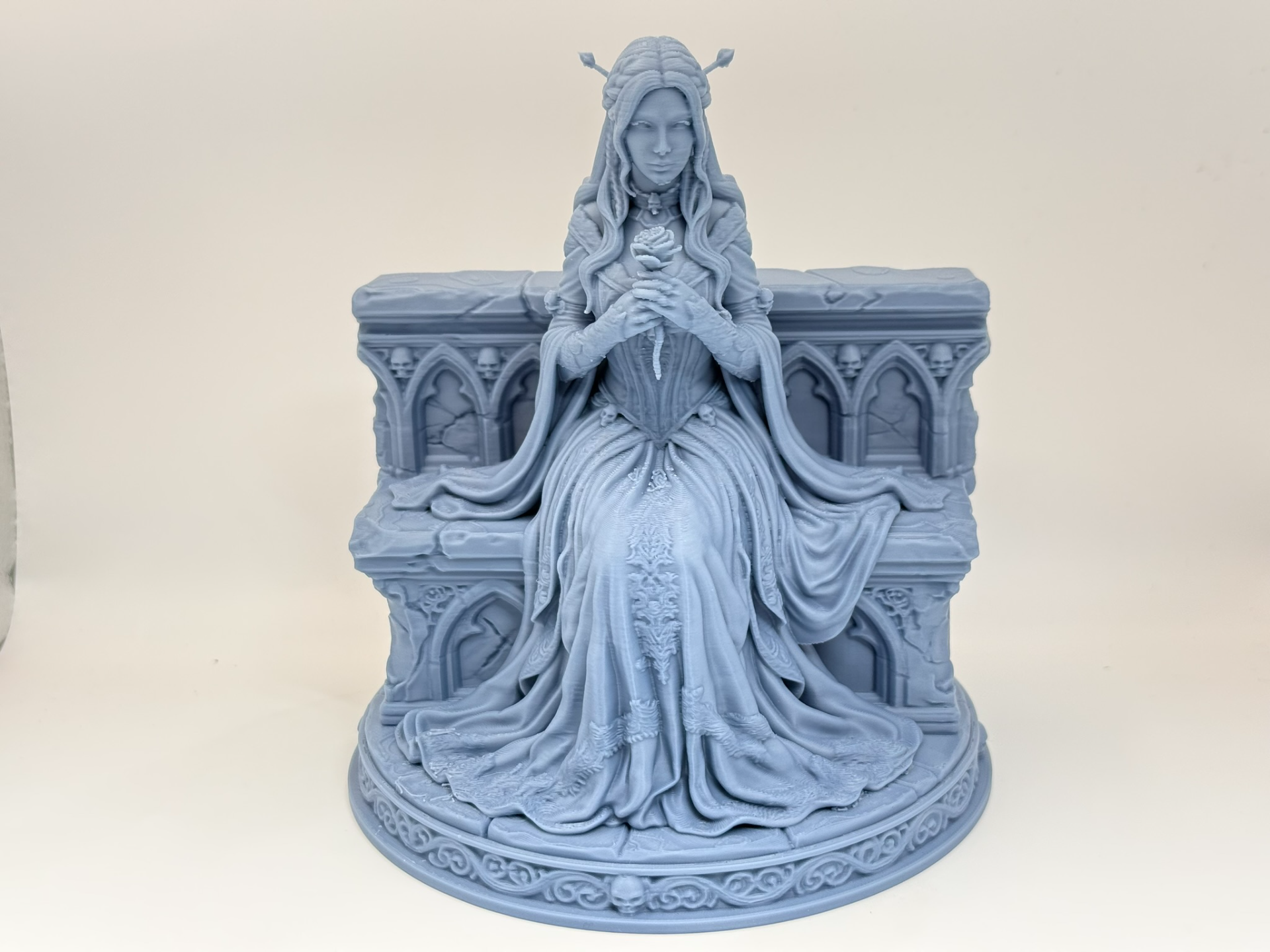 Gothic Maiden on Bench - Dark Fantasy Set 3/7
