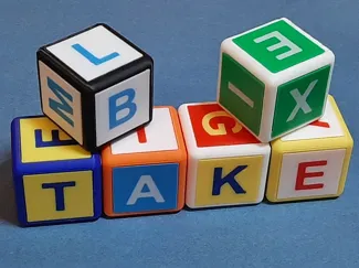 Letter cubes / Buchstaben-Würfel