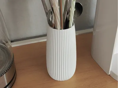 Modern vase or container