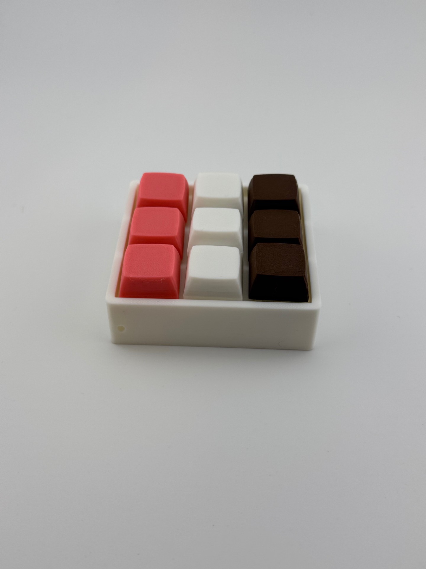 9 key fidget clicker - Free 3D Print Model - MakerWorld