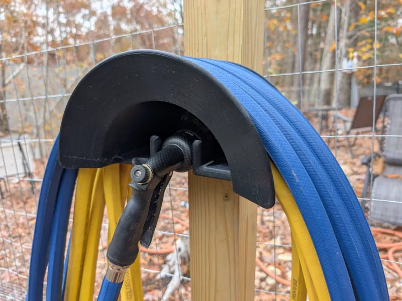 Garden Hose Reel Hanger - Post/Wall Mount