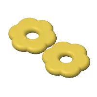 Flower earring view 3