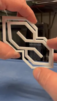 Fidget spinner en forme de S — photo 2