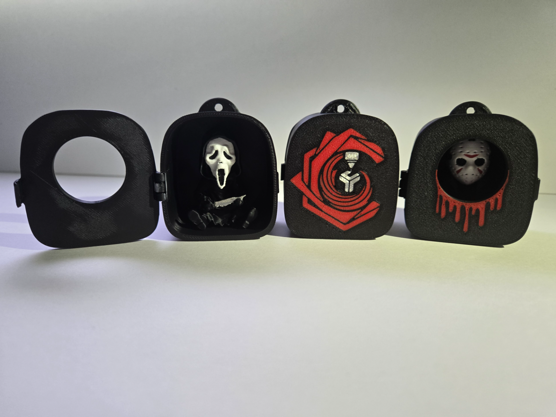 Horror Minifig backpack keychain - 1