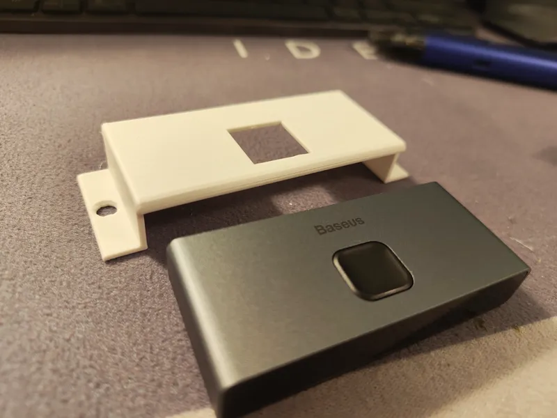 Baseus Matrix Hdmi swith - slim holder under desk