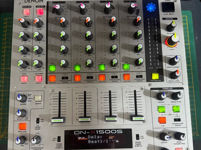 Denon DN-X1500 Knobs