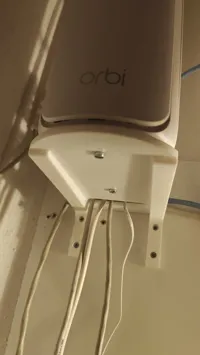 Support mural pour Netgear Orbi série 7 — photo 3