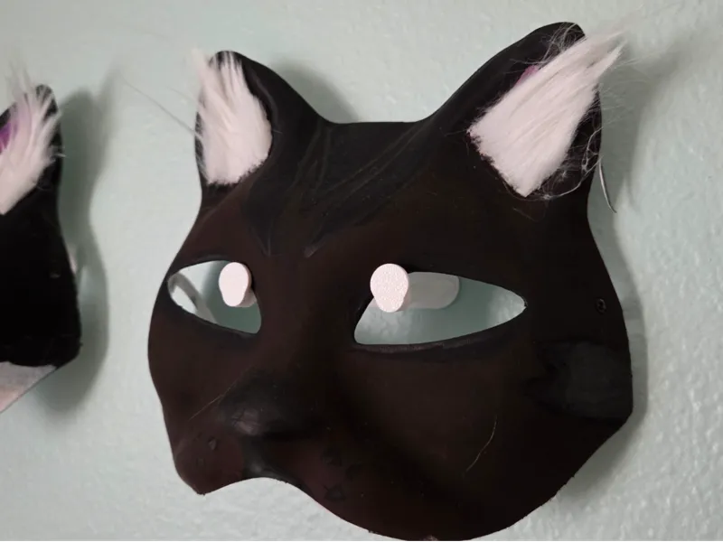 Cat Mask Mount