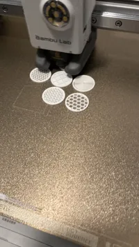 0.08mm layer, 2 walls, 35%-60% infill