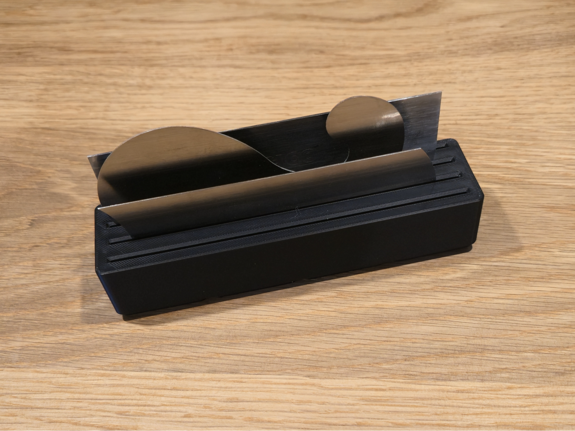 Gridfinity card scraper holder