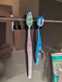 Support universel pour brosse à dents — photo 1