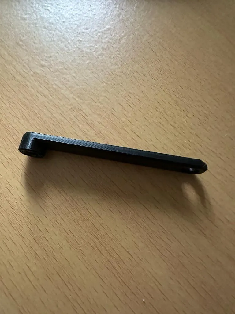 Thin Radiator Vent Key