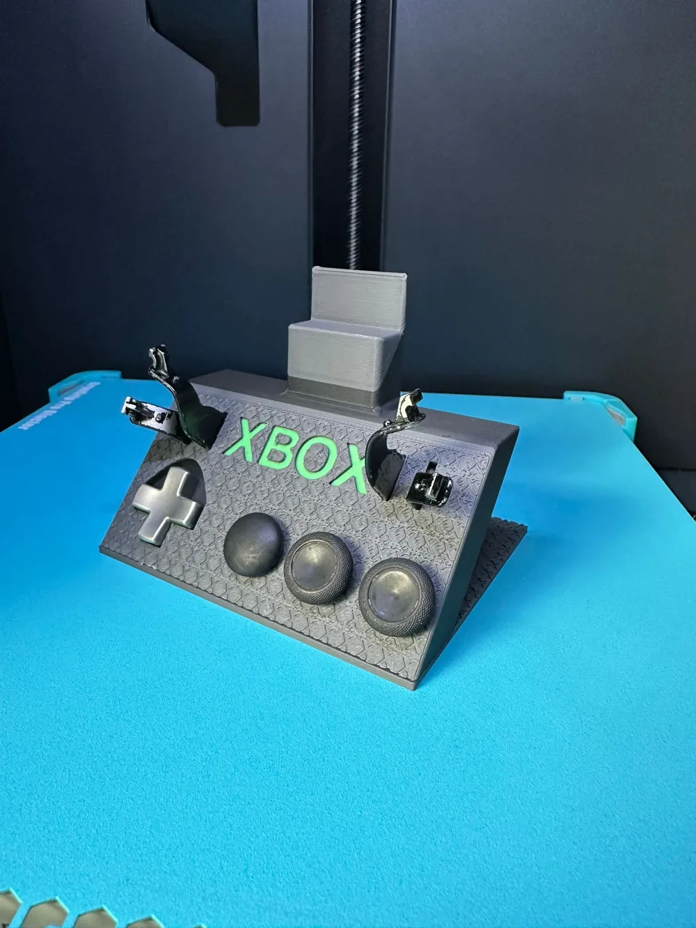 XBOX Elite controller stand - Free 3D Print Model - MakerWorld