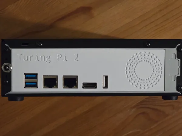 Cache IO pour carte Turing Pi 2
