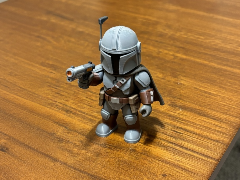 Mandalorian Mini Figure with Blaster