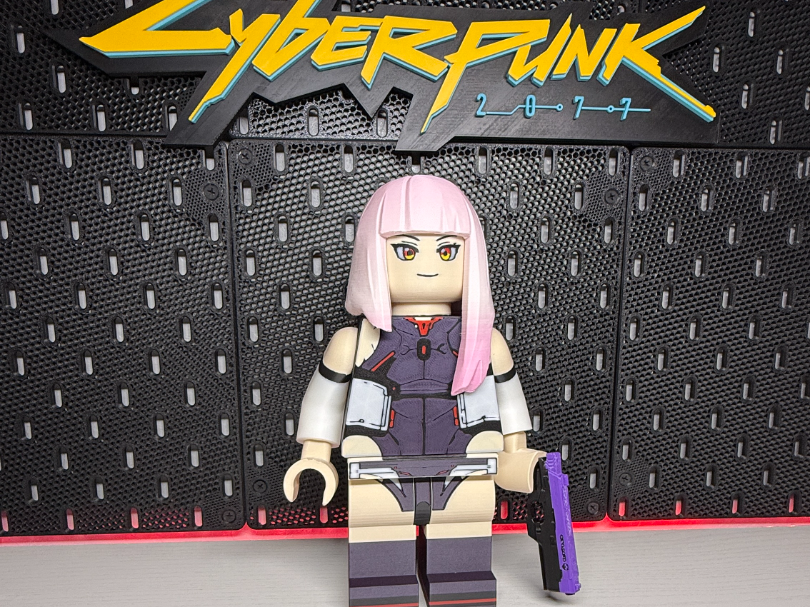 Edgerunners Lucy Brick Figure (5:1 Scale)