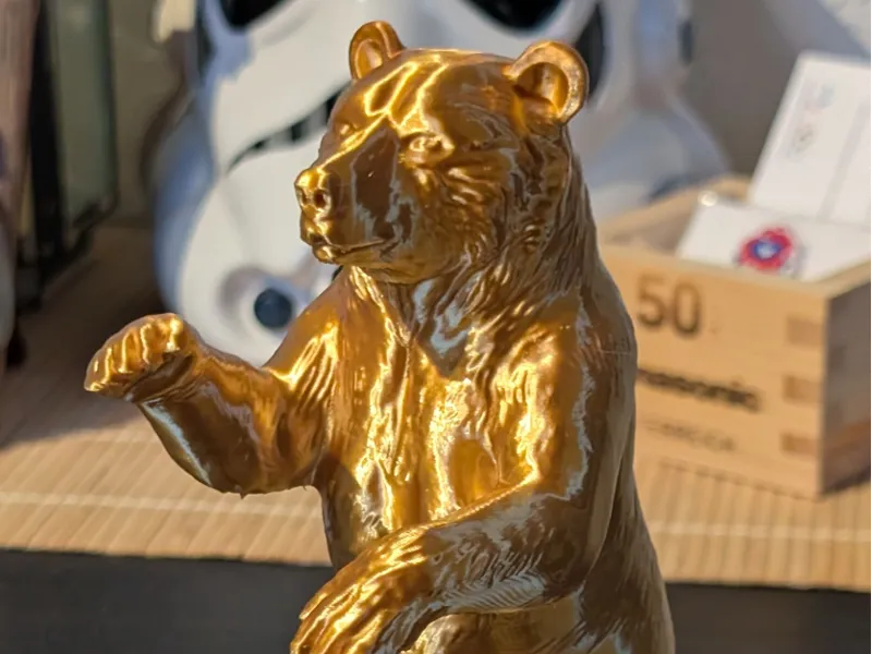 Bär 3D Statue no AMS