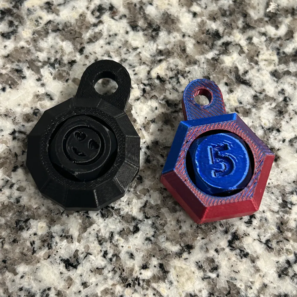 Customizable Dice Fidget Keychain by ViceUhhVersa - MakerWorld
