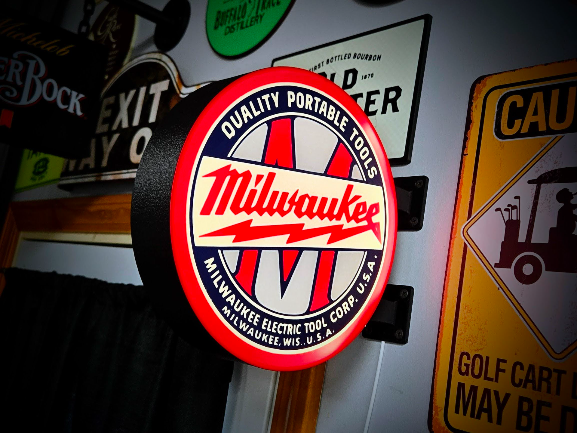 MILWAUKEE TOOLS ~ 2Sided Gas Station Lightbox Sign